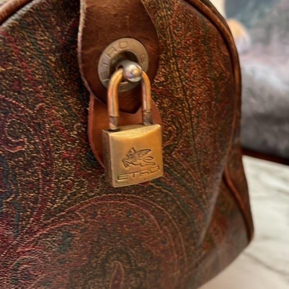 ETRO SPEEDY TRAVEL BAG IN GUC WITH LOCK AND KEY - Picture 11 of 17